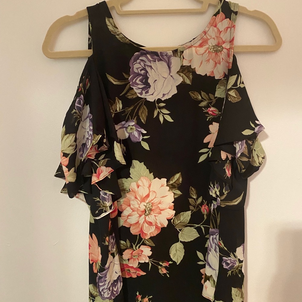 Black floral cold shoulder top